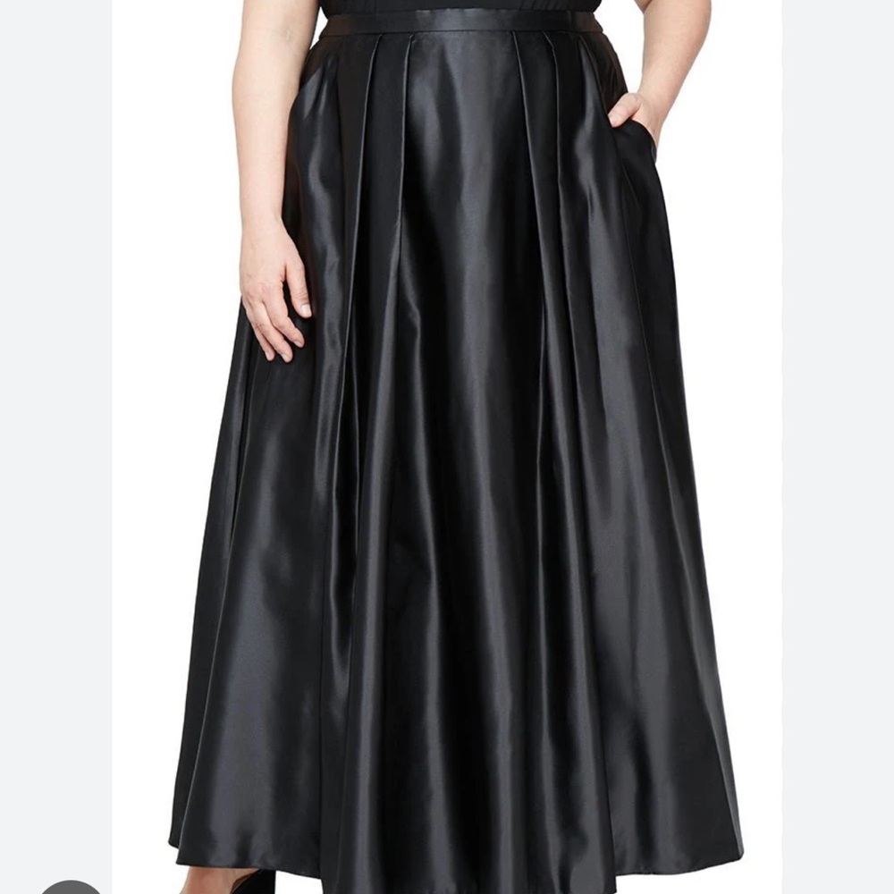 Alex Evenings Plus Size Satin Inverted Pleat Ball Gown Skirt - Picture 12 of 16